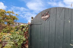 Photo 45- click for photo gallery